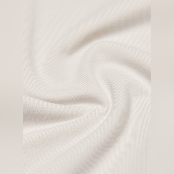 Aritzia Contour Square-neck Longsleeve Bodysuit - Picture 9 of 9